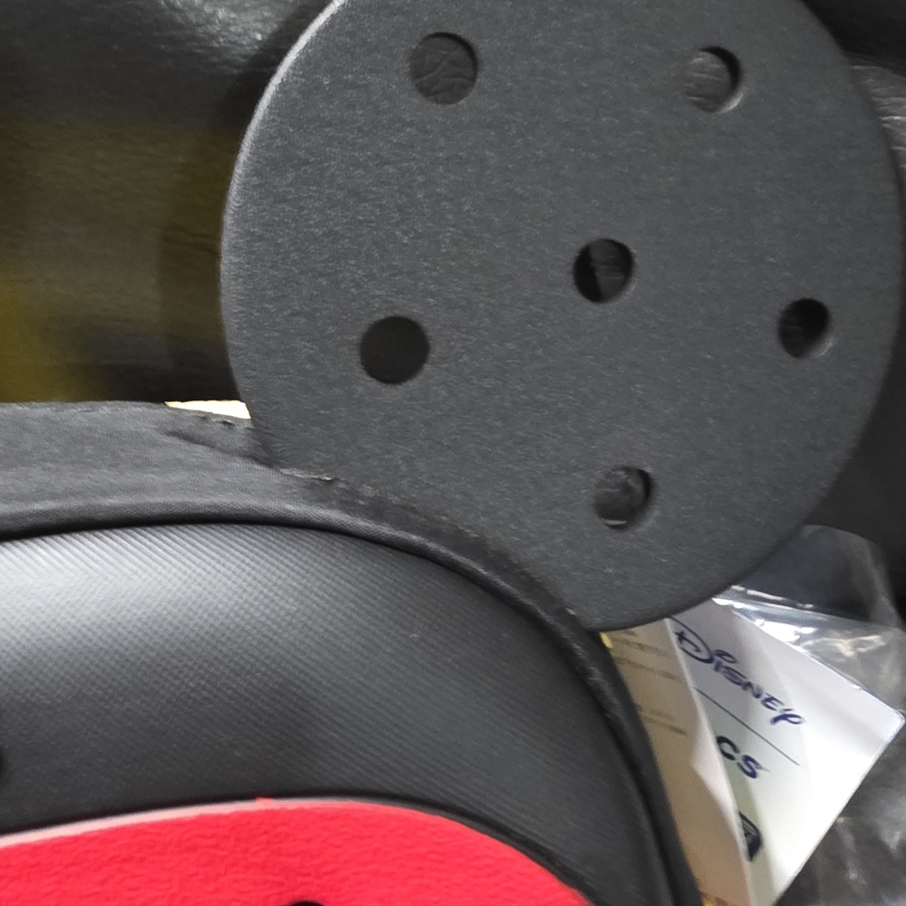 Disney X Crocs Mickey  Belt Bag in Red and Black NWT - Picture 8 of 16